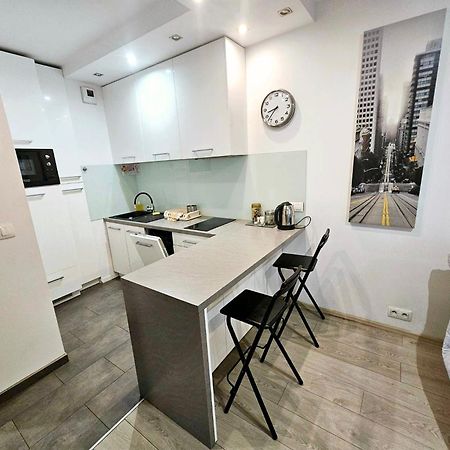 Extra Green Kabaty Apartament Nr 5 华沙 外观 照片